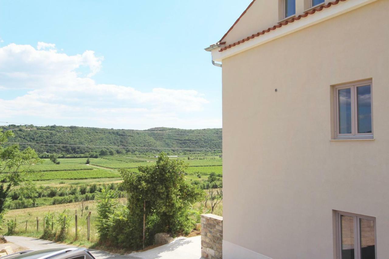 Vila Flora Сечовле Экстерьер фото