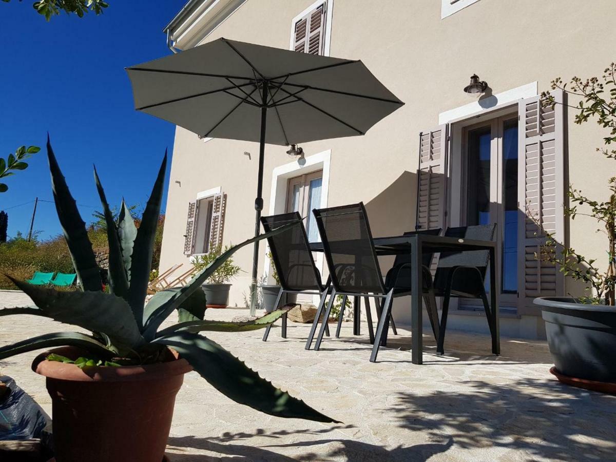 Vila Flora Сечовле Экстерьер фото